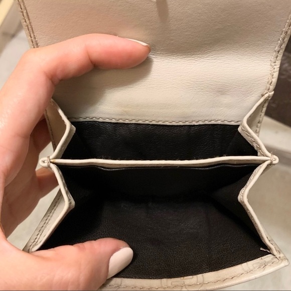 Authentic Gucci Wallet - Picture 8 of 10